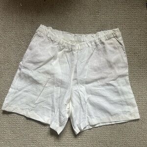 J. Jill Women's Cream Shorts